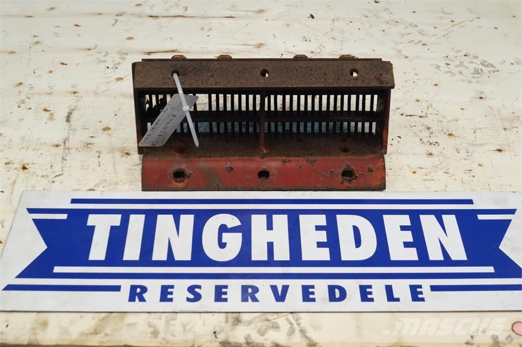 CASE 1640 Dodatna oprema za kombajne