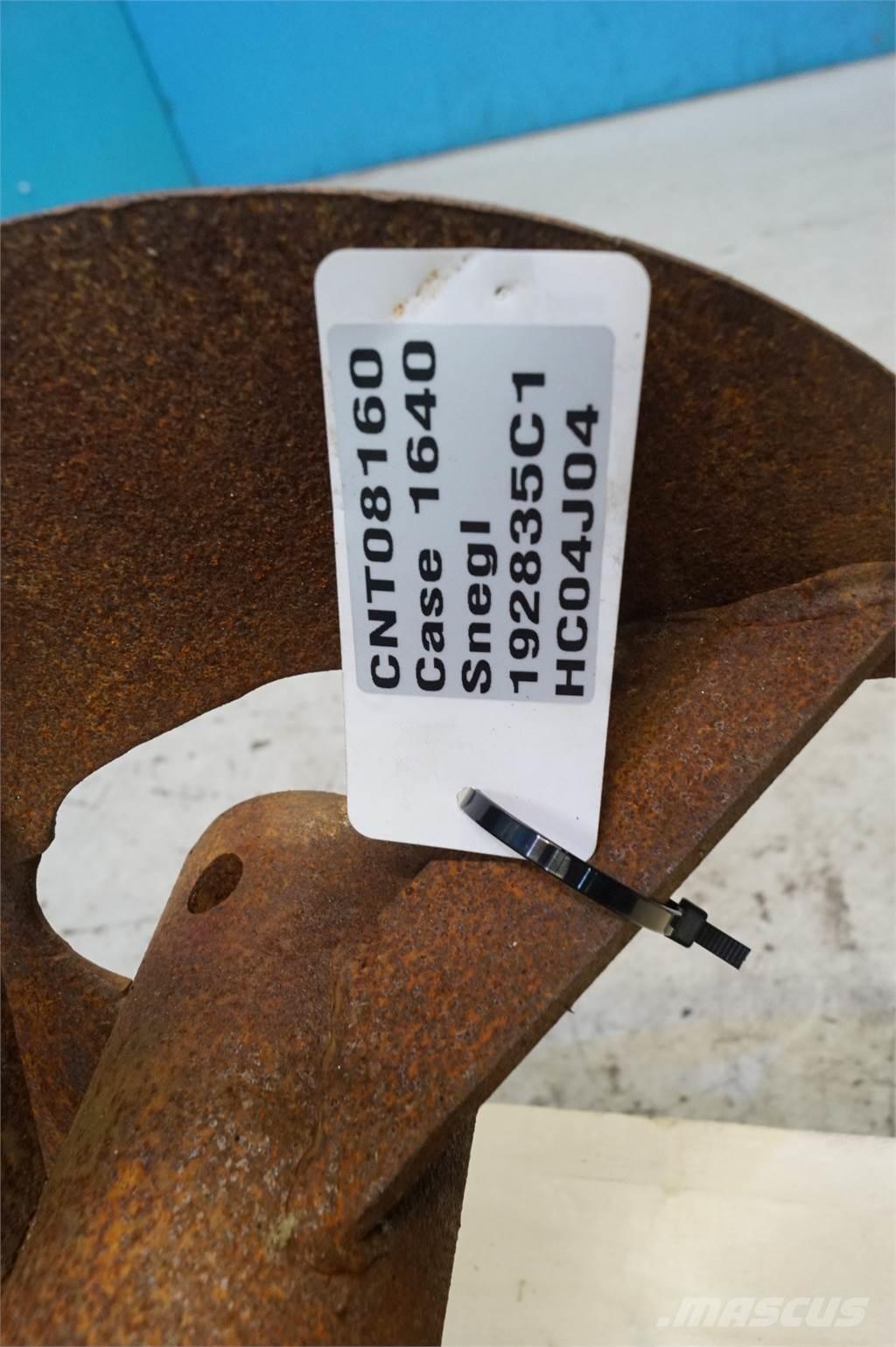 CASE 1640 Dodatna oprema za kombajne