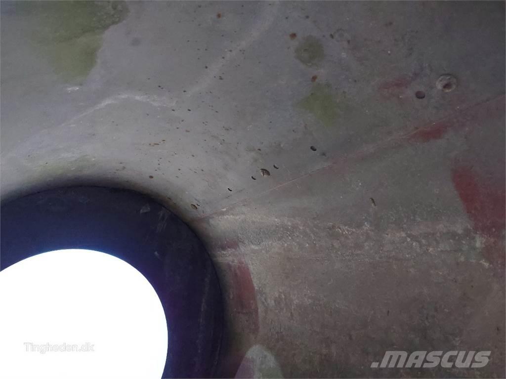 CASE 1660 Posipači soli i peska