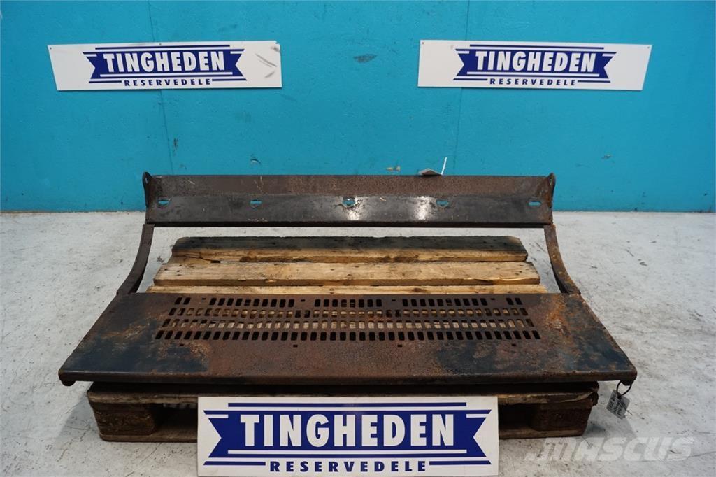 CASE 8010 Dodatna oprema za kombajne