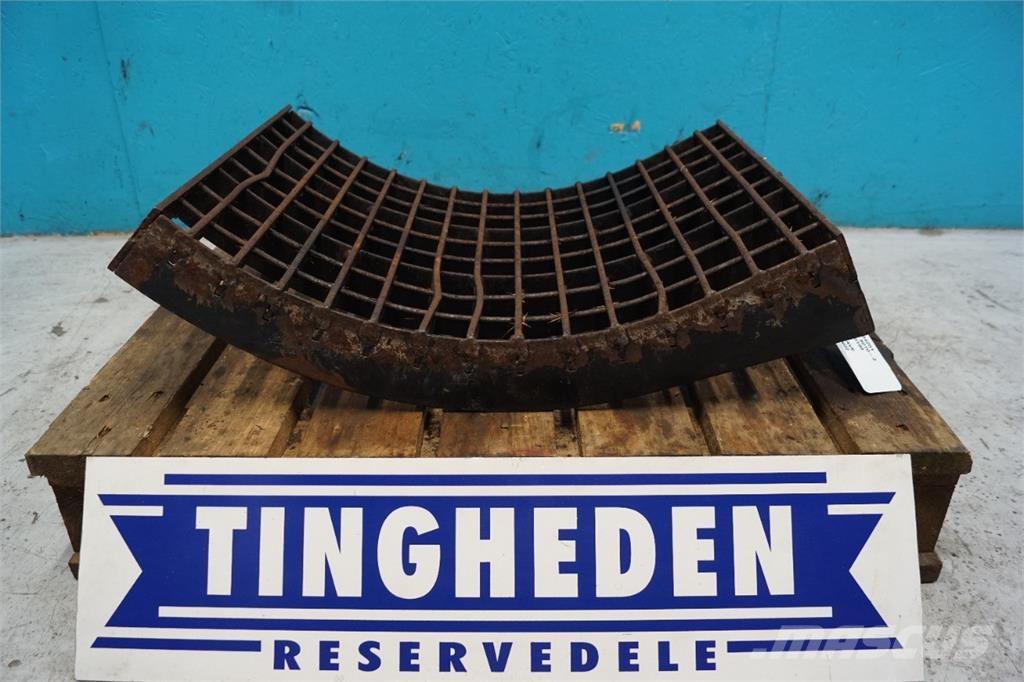 CASE 8010 Dodatna oprema za kombajne