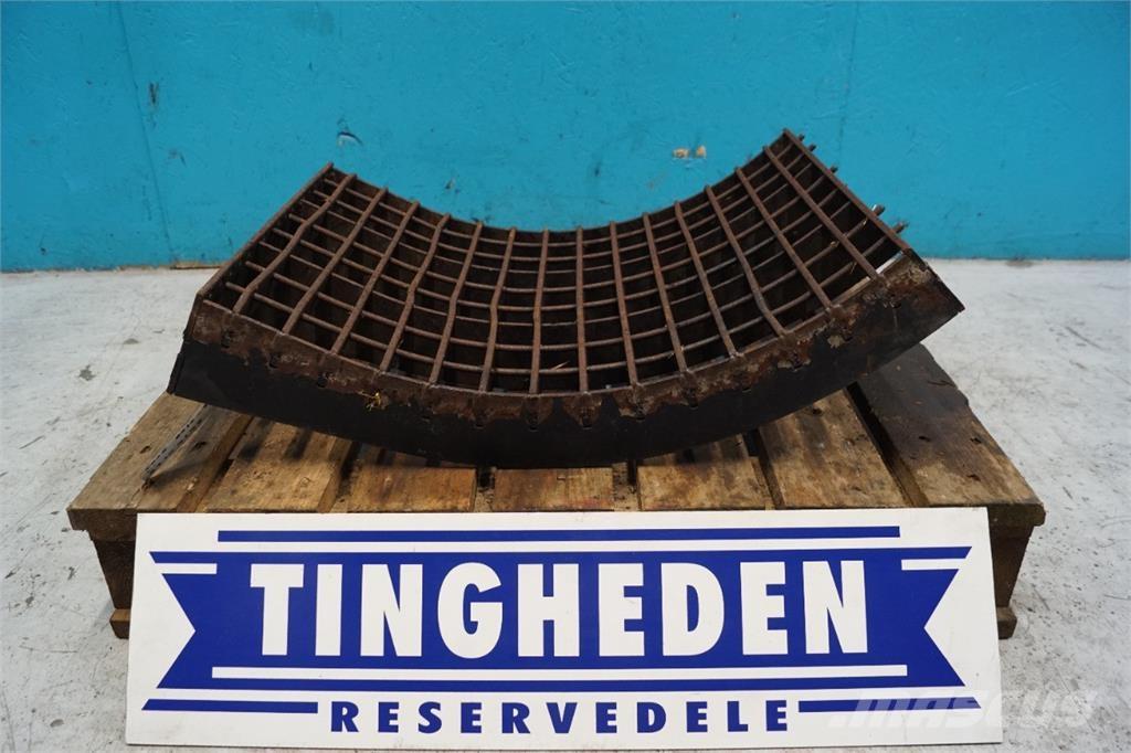 CASE 8010 Dodatna oprema za kombajne