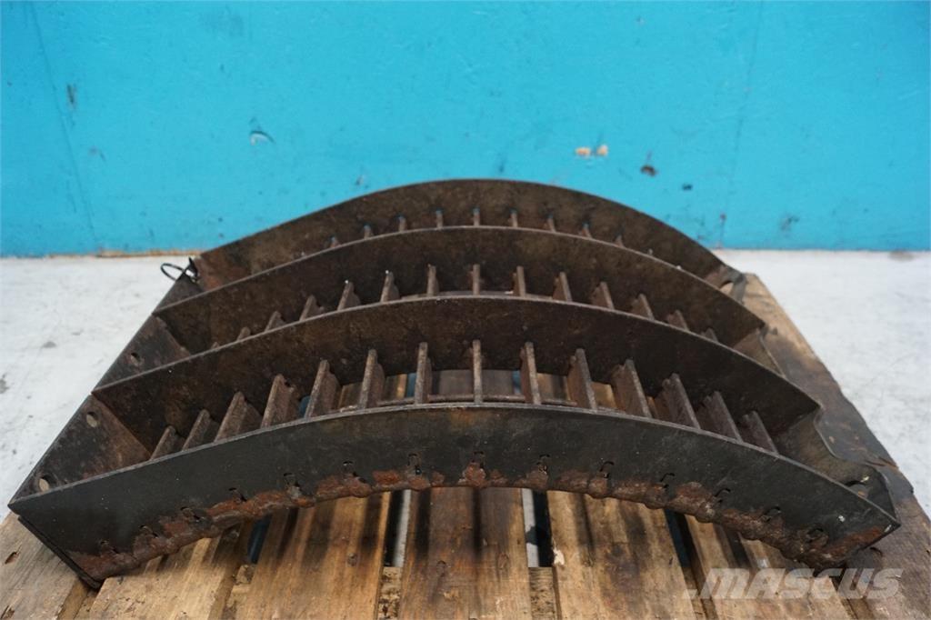 CASE 8010 Dodatna oprema za kombajne