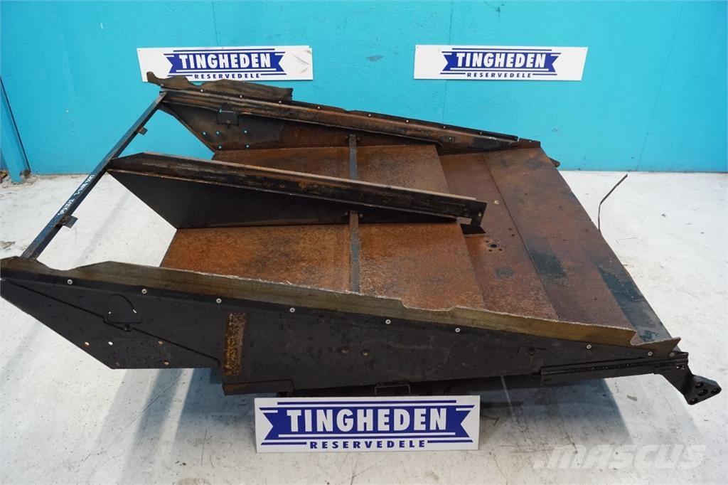 CASE 8010 Posipači soli i peska