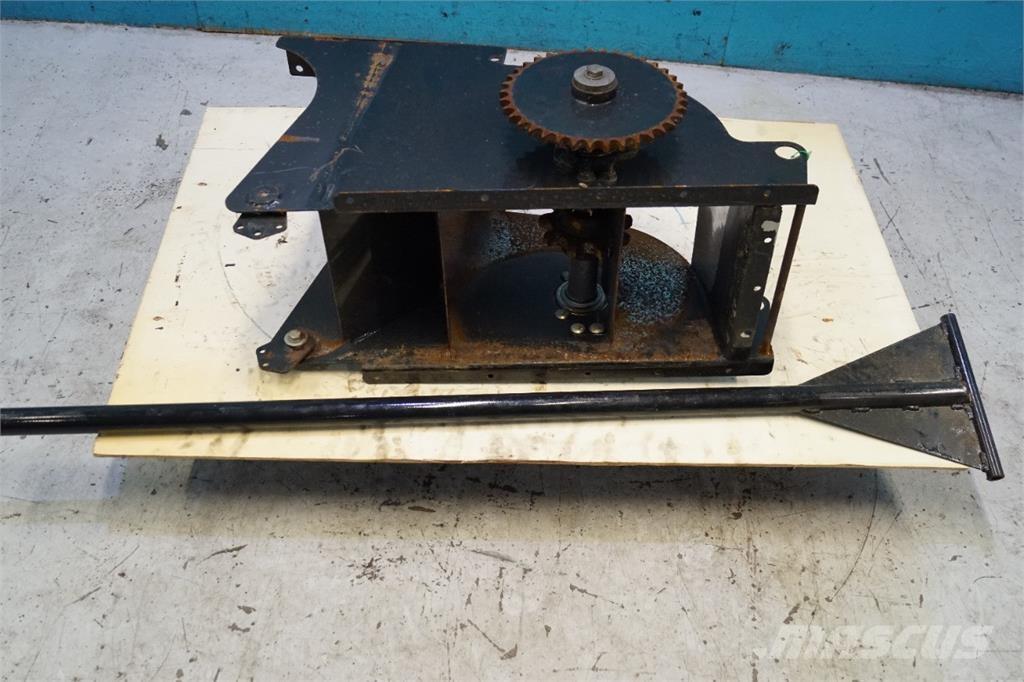 CASE 8010 Dodatna oprema za kombajne