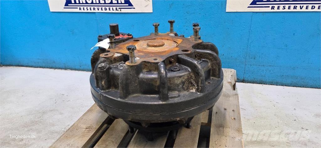 CASE 8010 Dodatna oprema za kombajne