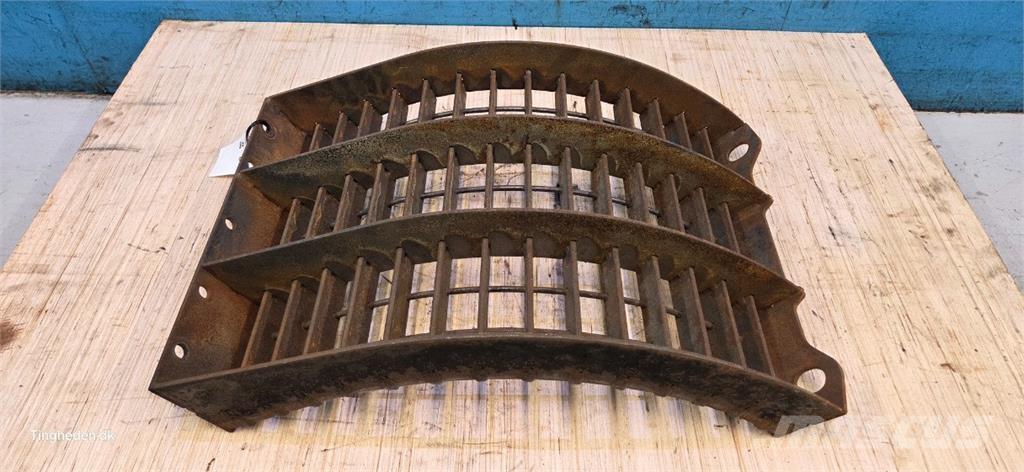 CASE 8010 Dodatna oprema za kombajne