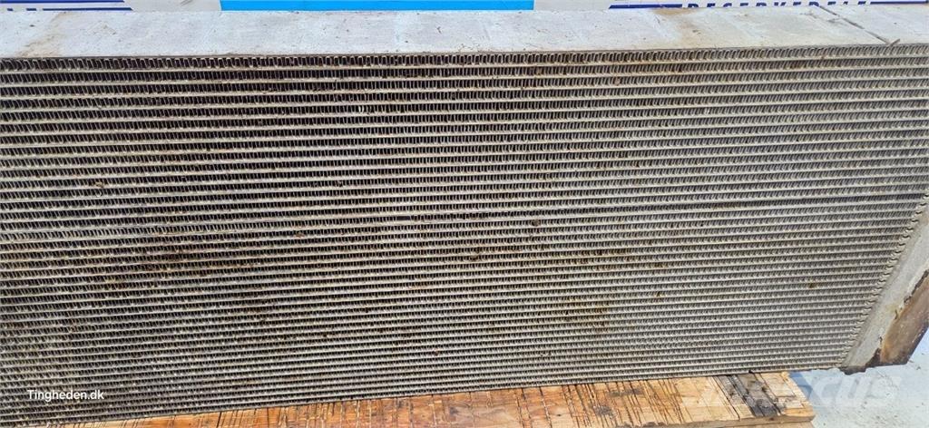 CASE 9240 Radijatori