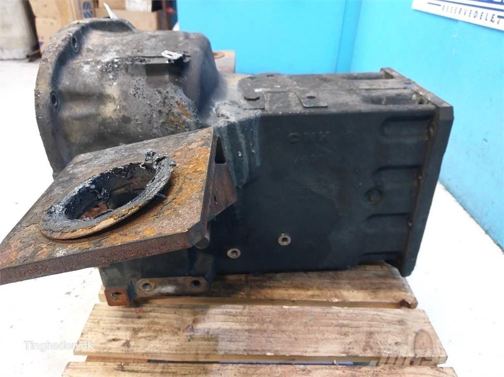 CASE Farmall 95A Menjač