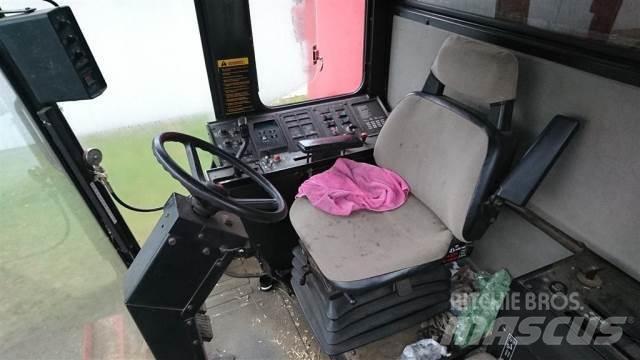 Case IH 1660 Kombajni