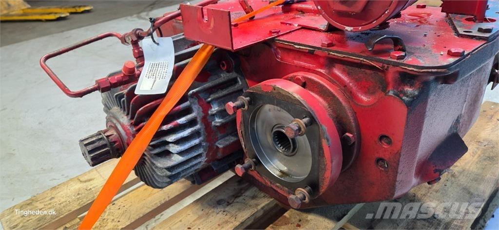 Case IH 2388 Menjač