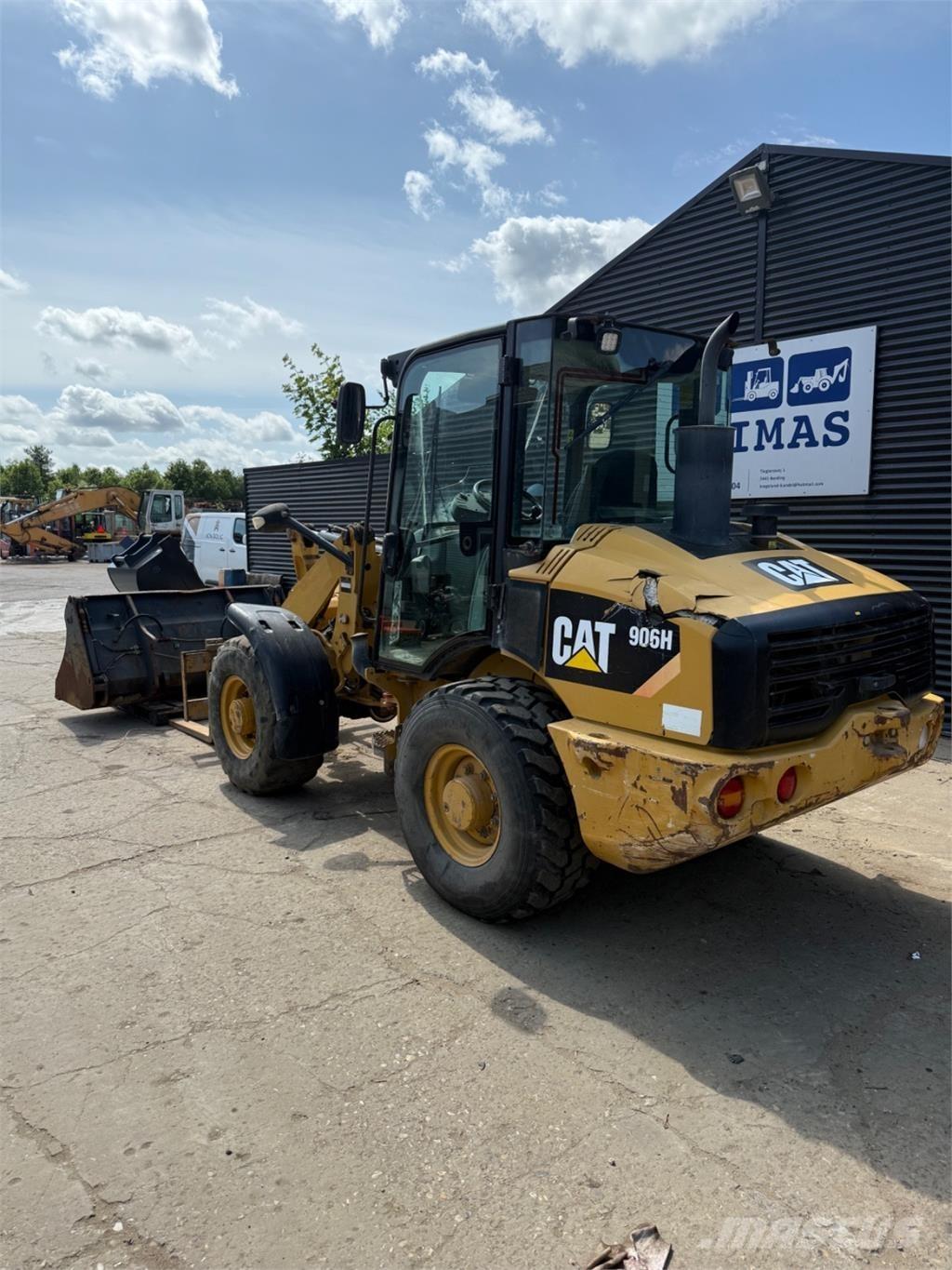 CAT 906H Utovarivači na točkove