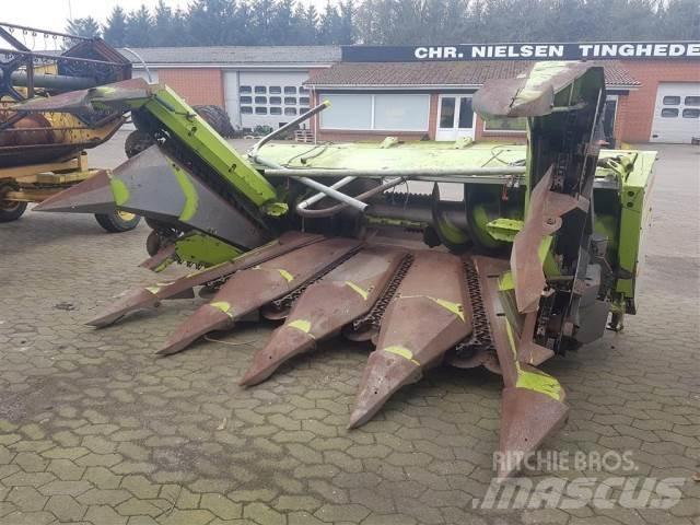 CLAAS 6218 8R Mašine za stočnu hranu sa sopstvenim pogonom