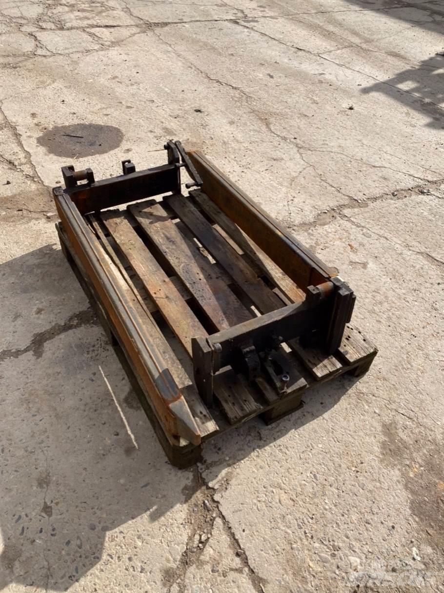 Elm 2500kg Viljuške