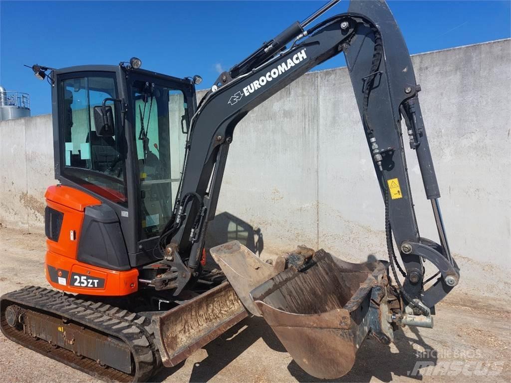 Eurocomach 25ZT Mini bageri < 7t