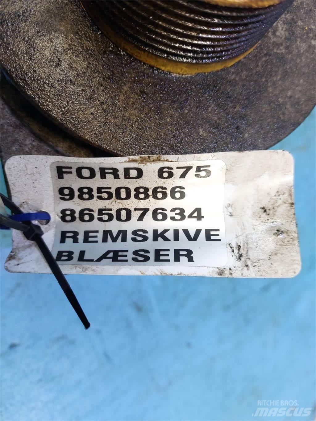 Ford 675 Motori za građevinarstvo
