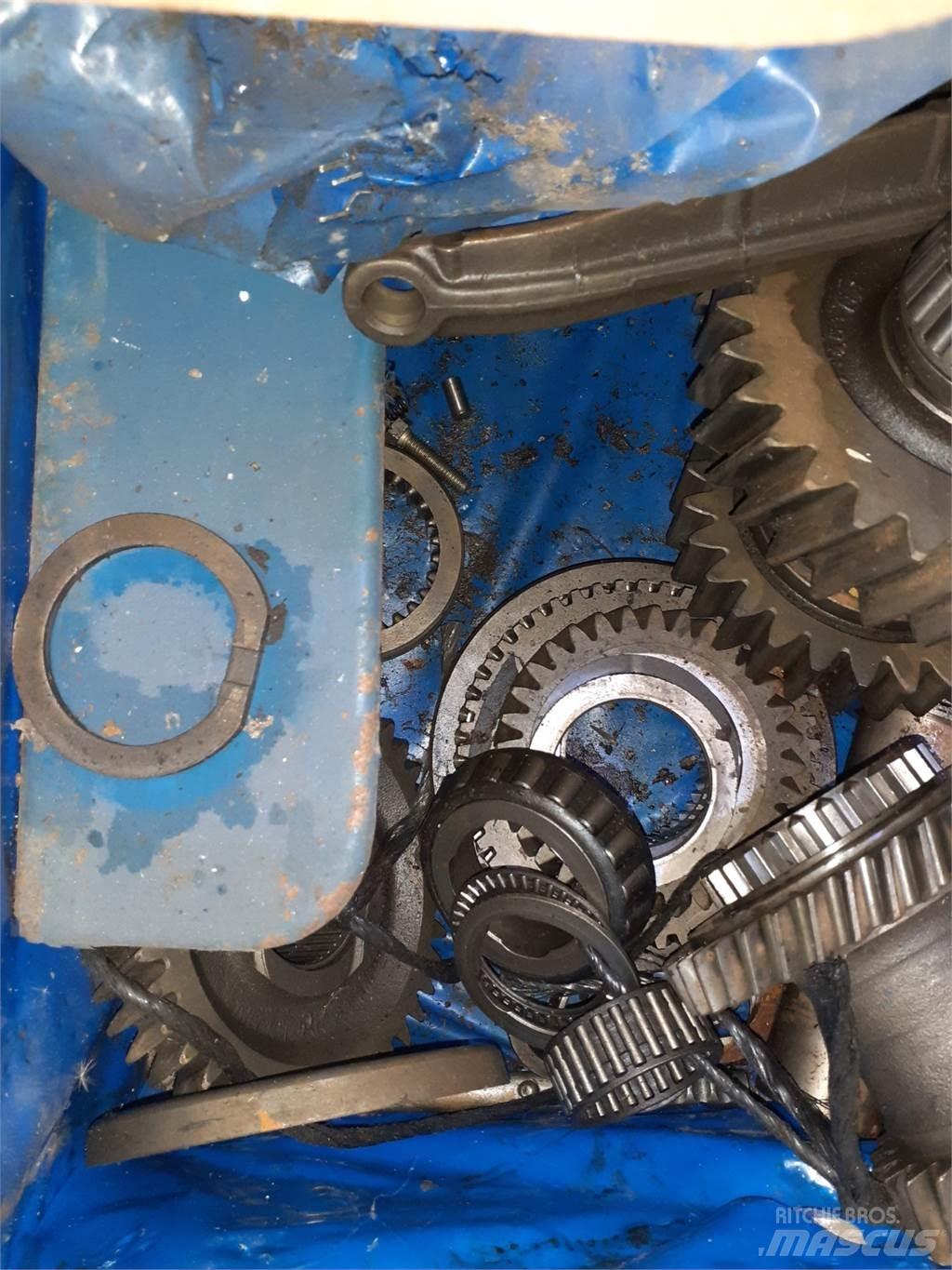 Ford 7710 Menjač