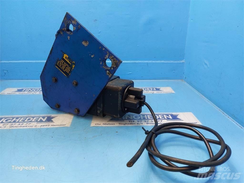 Ford TW15 Elektronika