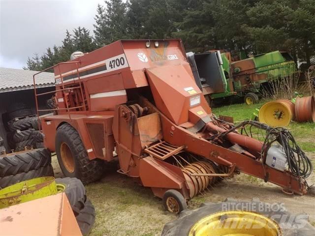 Hesston 4700 Prese/balirke za četvrtaste bale