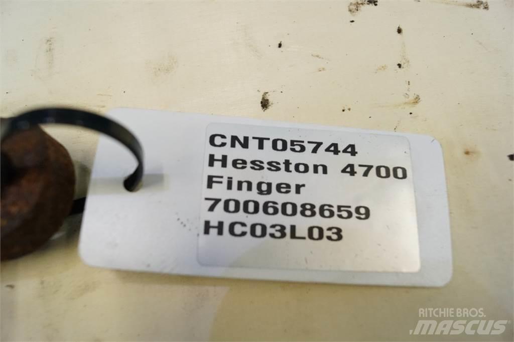 Hesston 4700 Pritege za bale