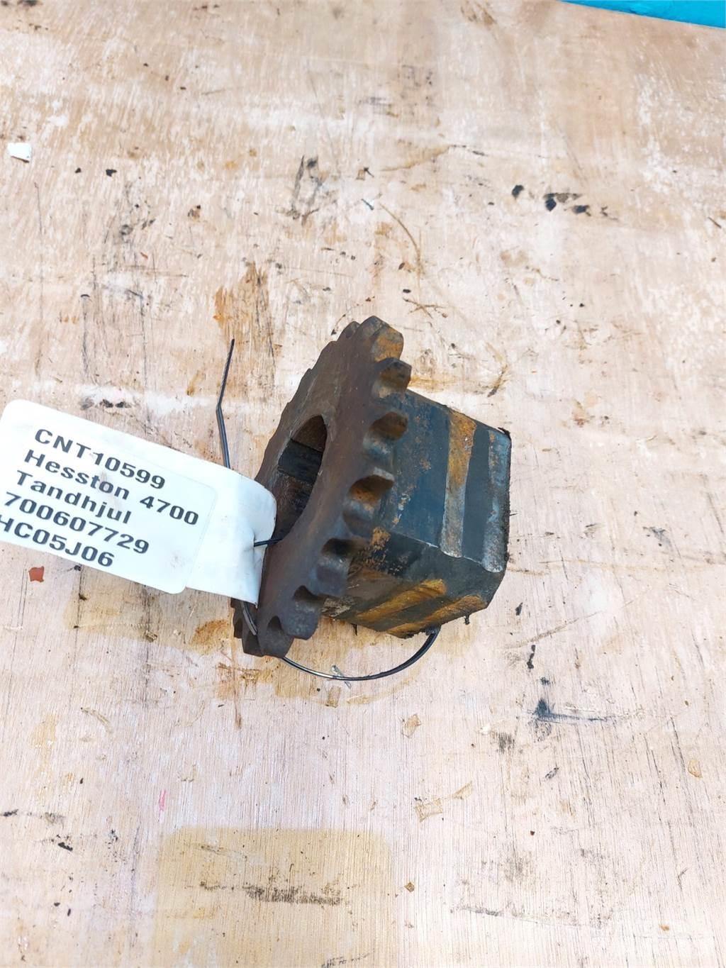 Hesston 4700 Ostale poljoprivredne mašine