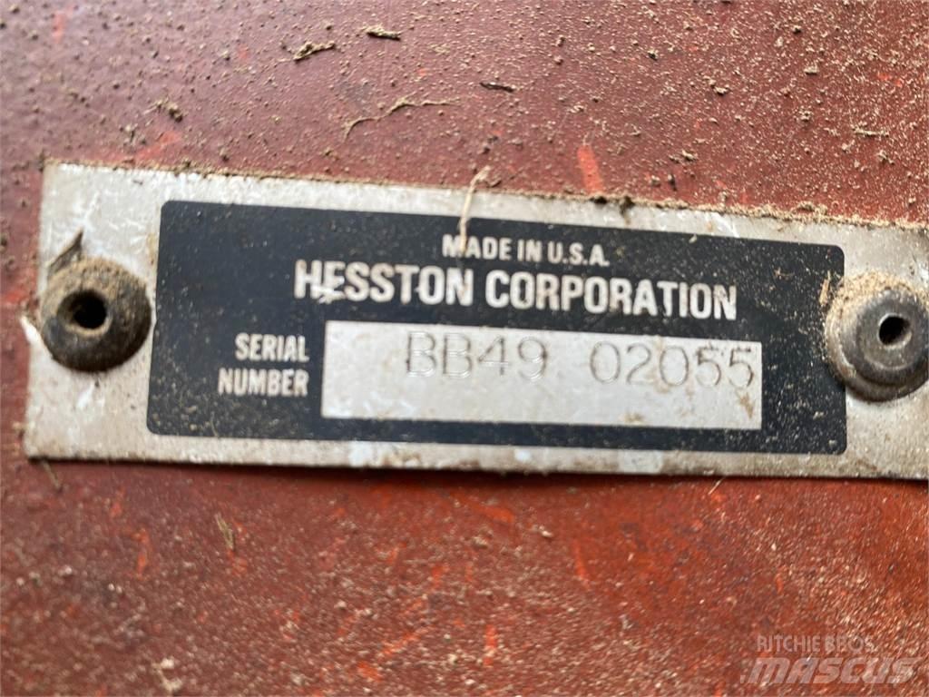 Hesston 4900 Prese/balirke za četvrtaste bale