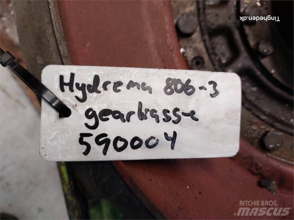 Hydrema 806 Transmisija