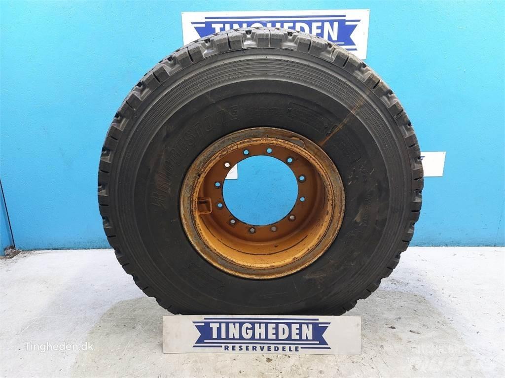 JCB 25 20.5R25 Gume, točkovi i felne