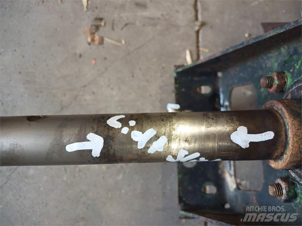 John Deere 1177 Posipači soli i peska