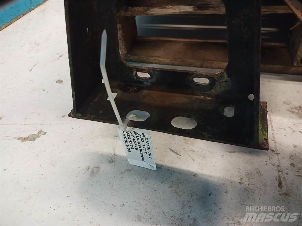 John Deere 1177 Posipači soli i peska