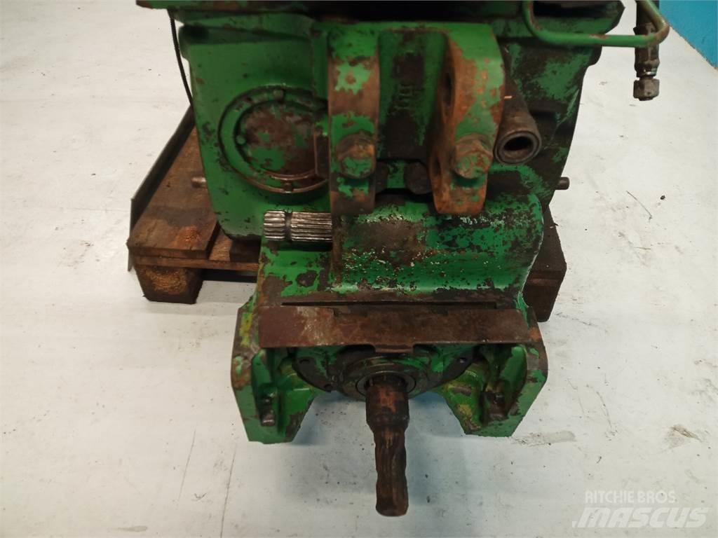 John Deere 4040 Menjač
