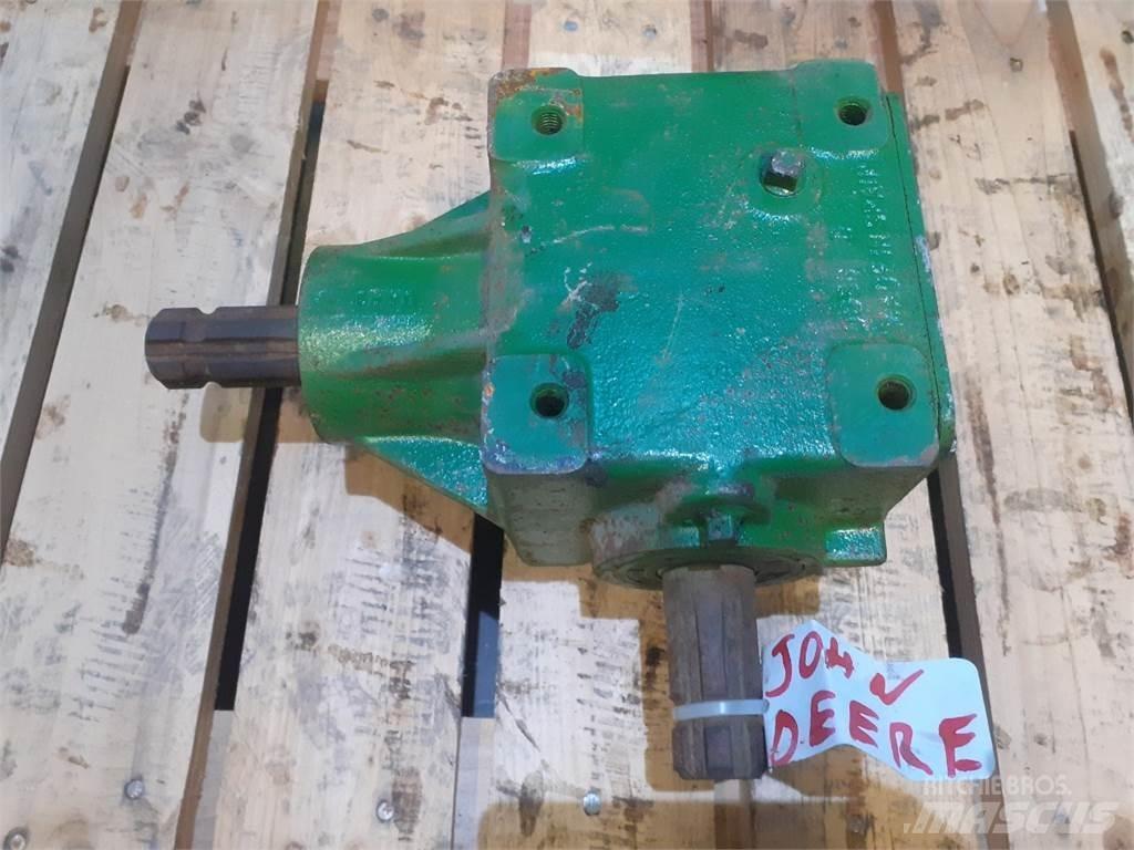 John Deere 550 Transmisija