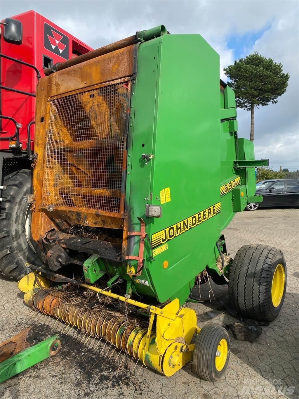 John Deere 590 Prese/balirke za rolo bale