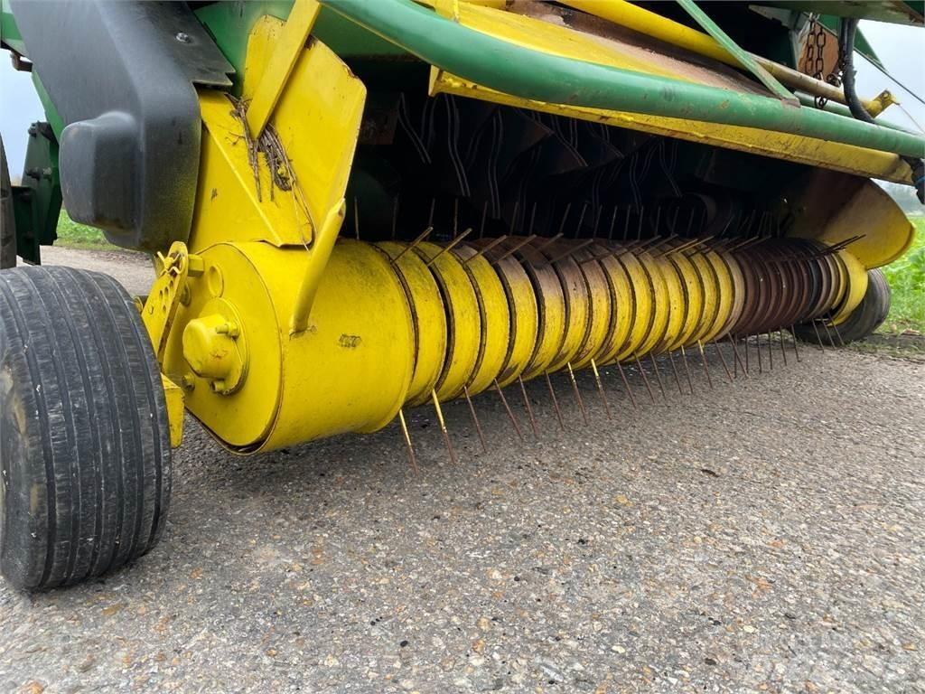John Deere 592 Prese/balirke za rolo bale