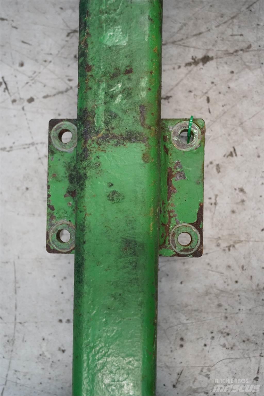 John Deere 592 Osovine