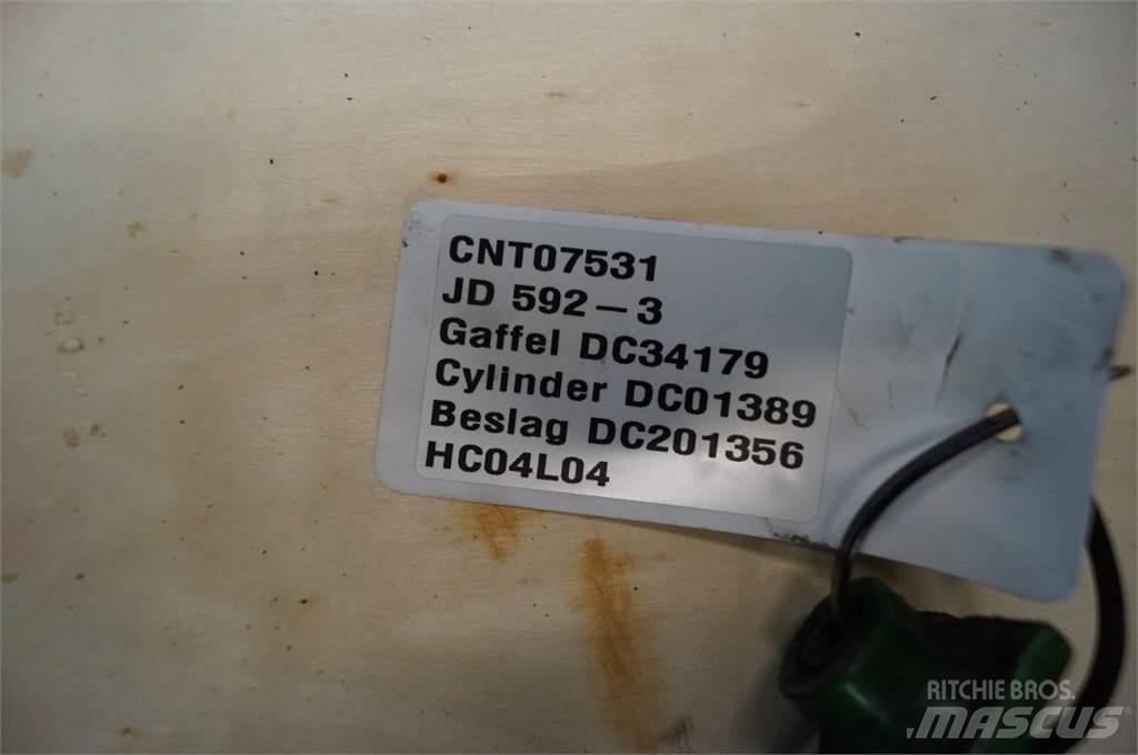 John Deere 592 Ostala oprema za žetvu stočne hrane
