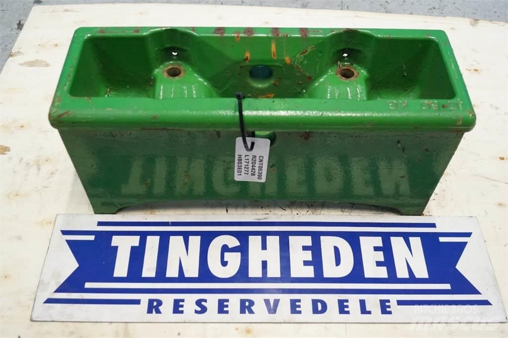 John Deere 6105M Prednji tegovi