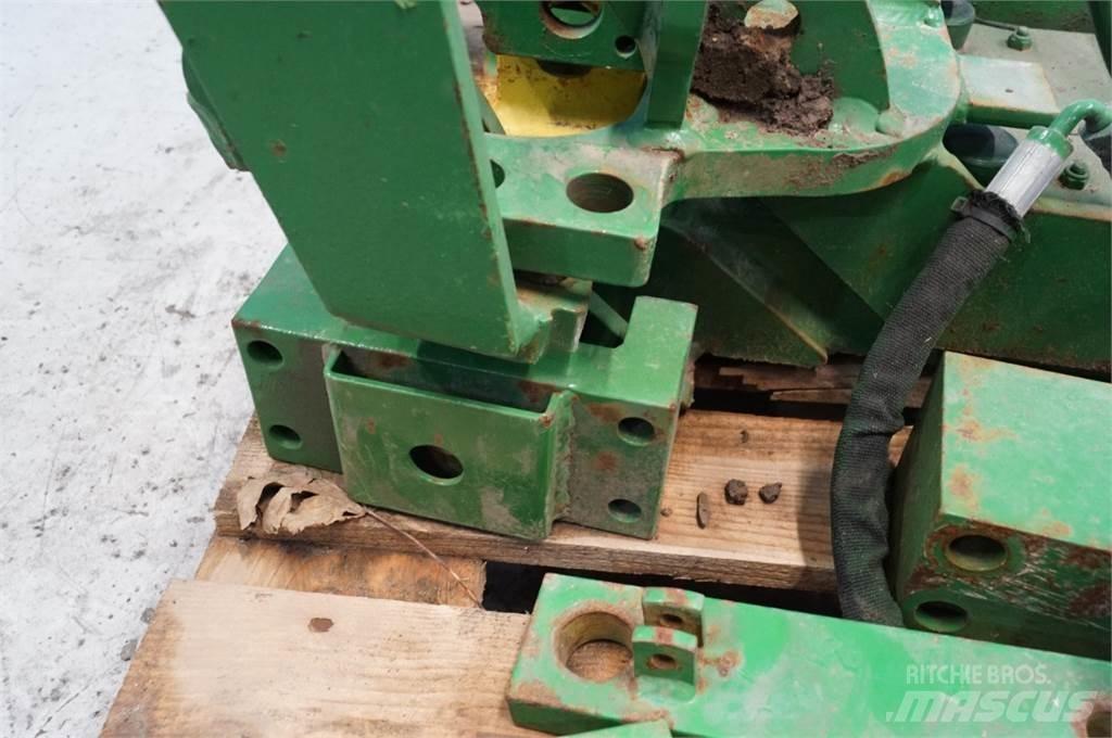 John Deere 8235R Ostala dodatna oprema za traktore