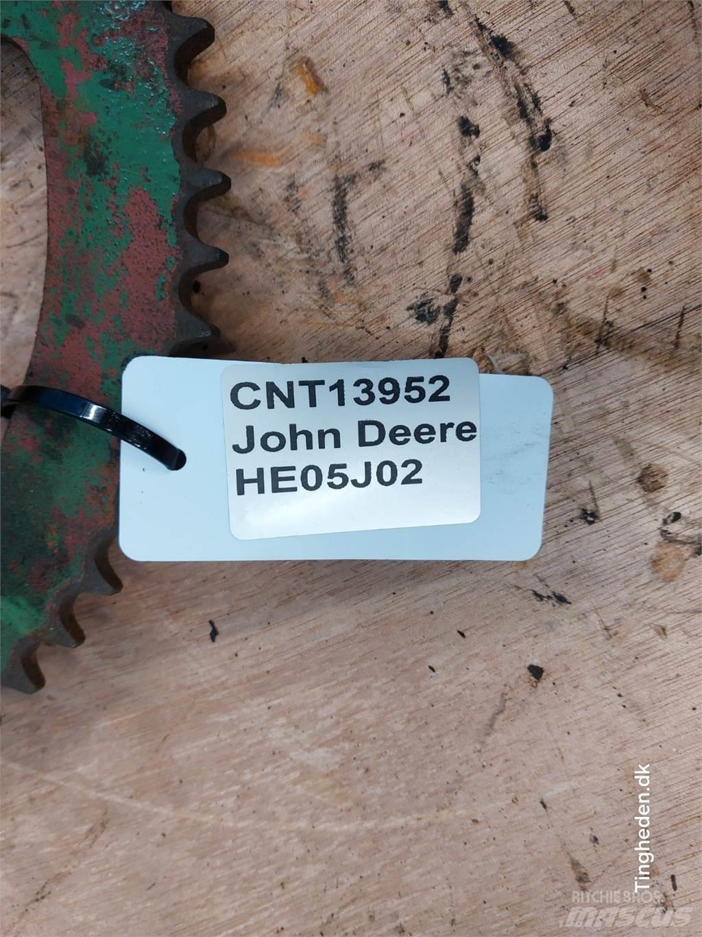 John Deere 975 Dodatna oprema za kombajne