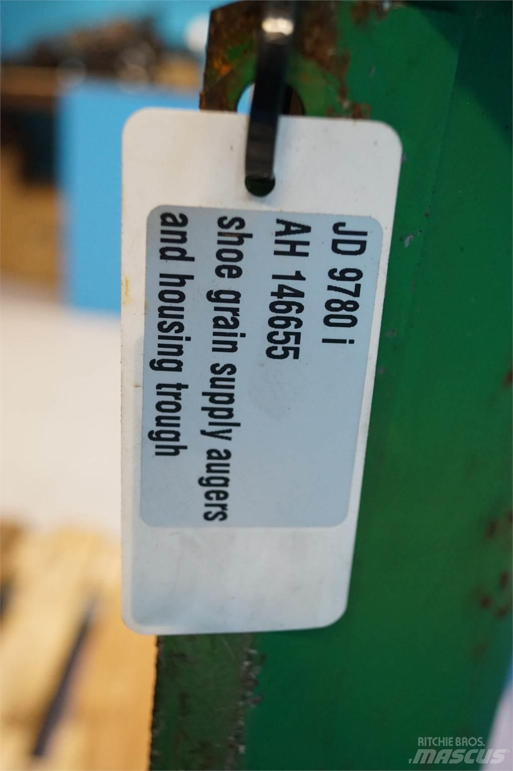 John Deere 9780 Posipači soli i peska