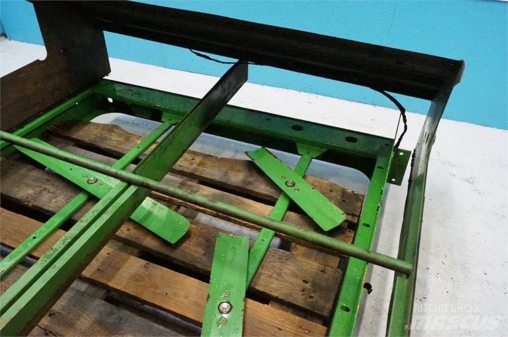 John Deere 9780 Posipači soli i peska
