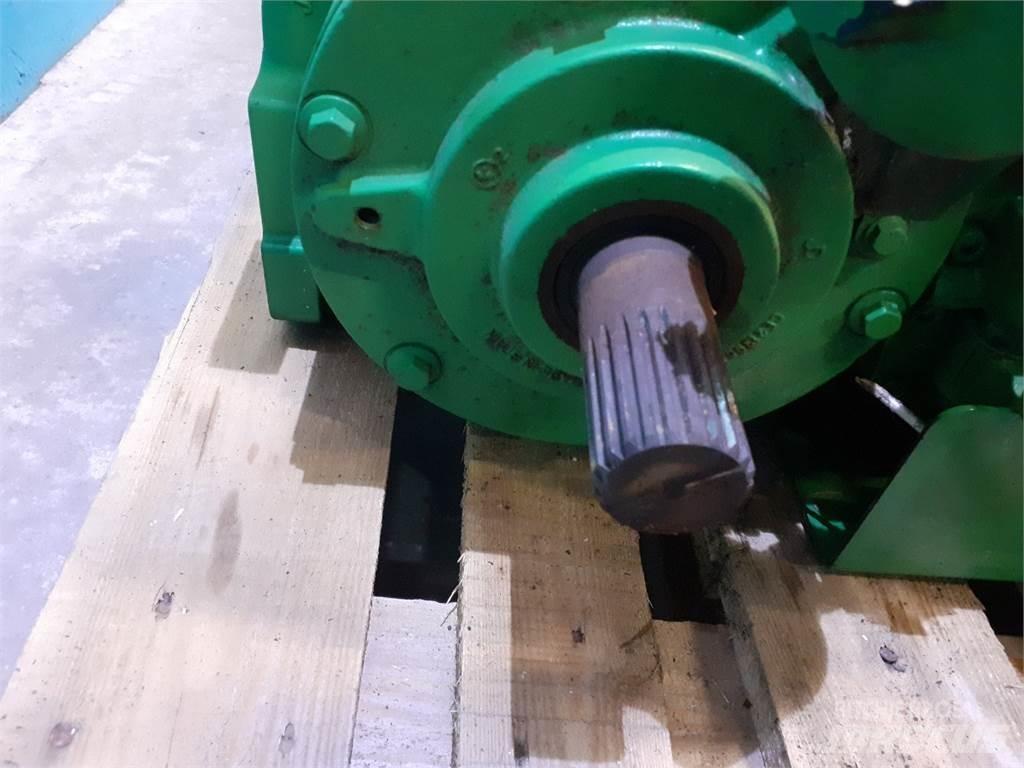 John Deere S670 Menjač