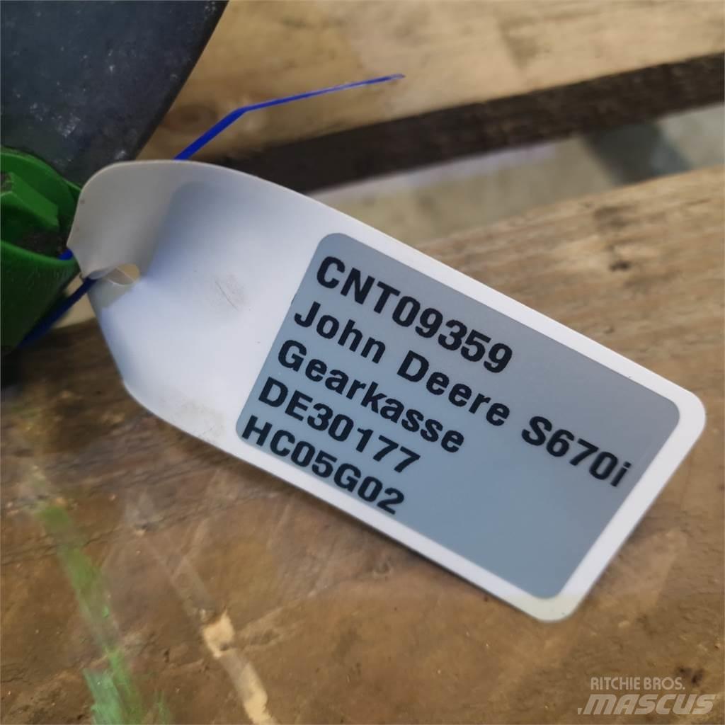 John Deere S670 Menjač