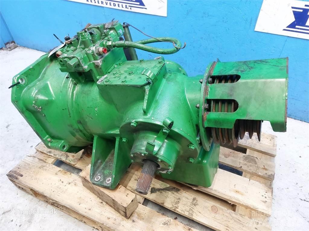 John Deere T660I Menjač