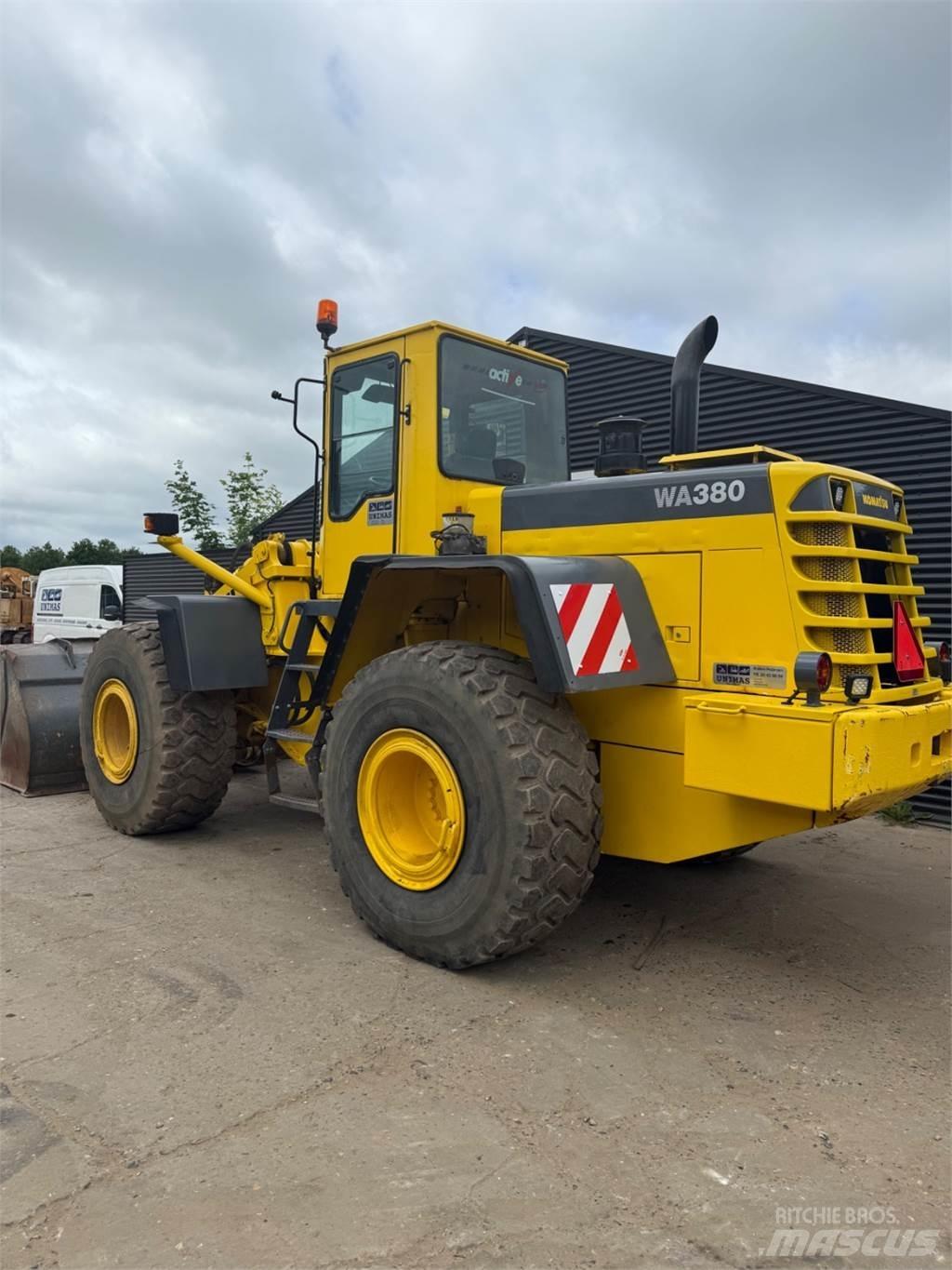 Komatsu WA380 Utovarivači na točkove