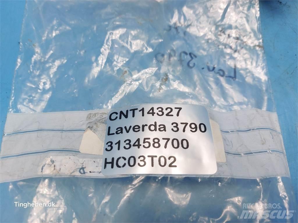 Laverda 3790 Kabine i unutrašnjost