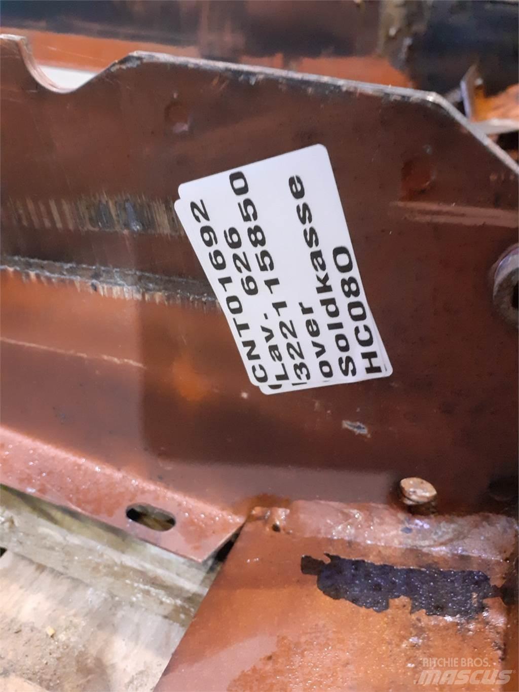 Laverda 626 Posipači soli i peska
