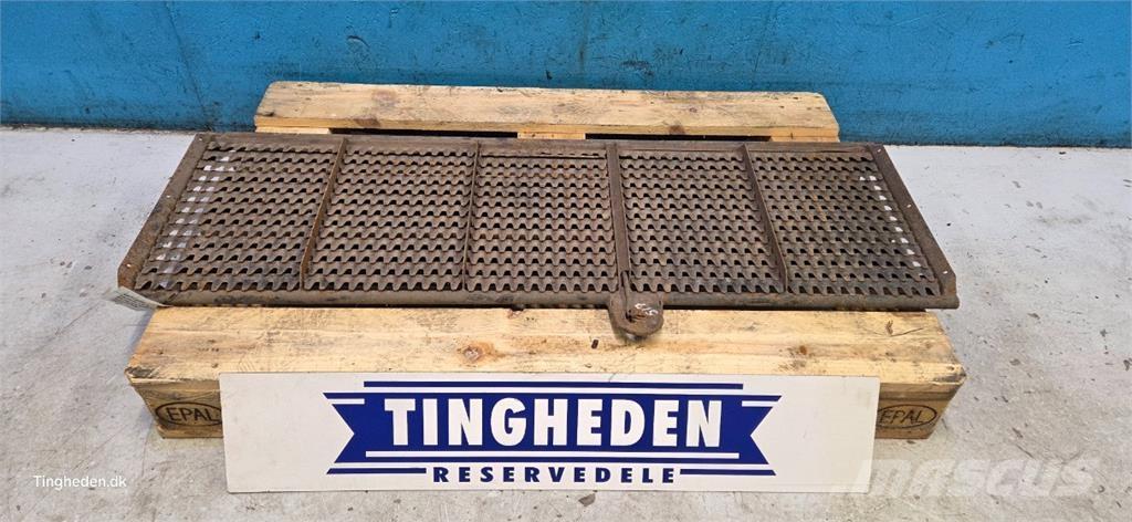 Laverda L517 Posipači soli i peska