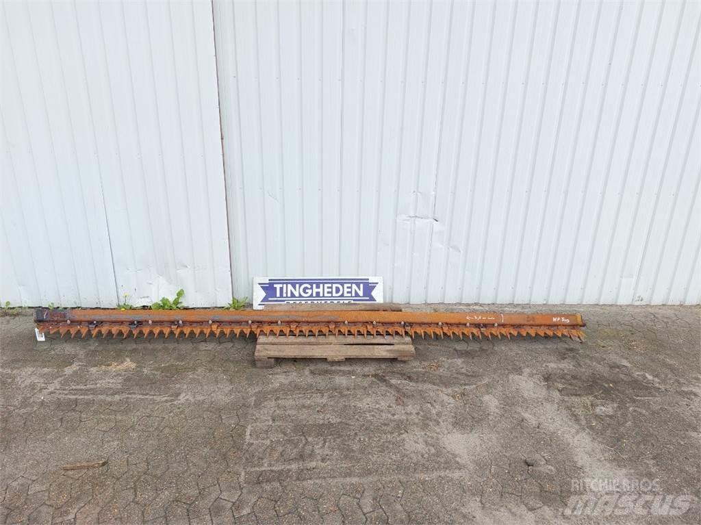 MacDon D60 Dodatna oprema za kombajne
