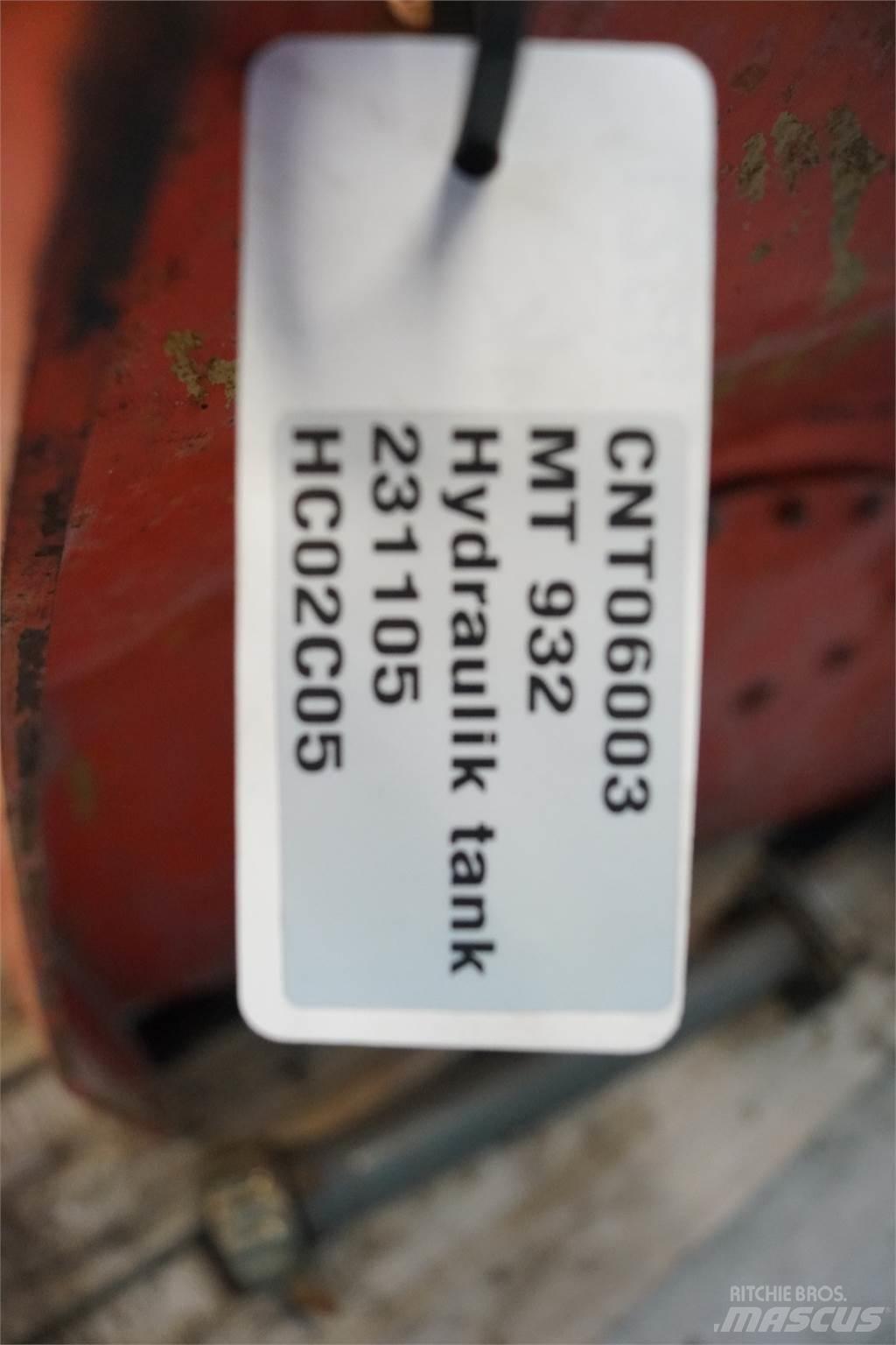Manitou MT 932T Radijatori